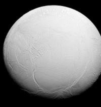 Энцелад (спутник Сатурна)